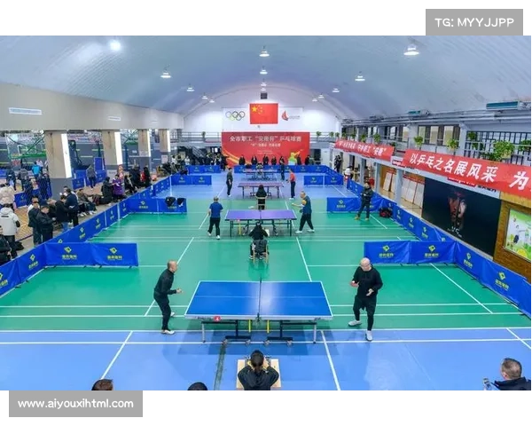 南京社区乒乓球赛成邻里纽带,老中青选手同场竞技 南京社区乒乓球赛成邻里纽带,老中青选手同场竞技